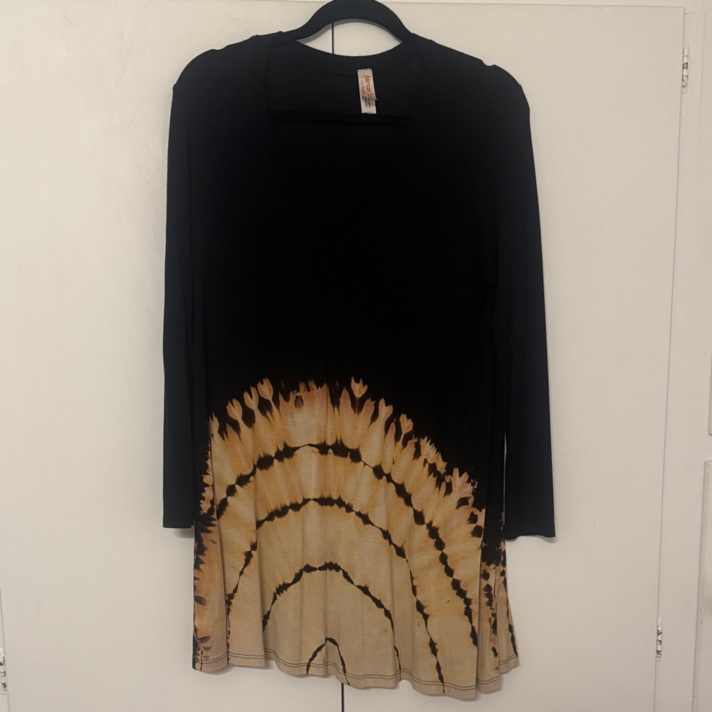 American Twist Black and Tan Long Sleeve dress
